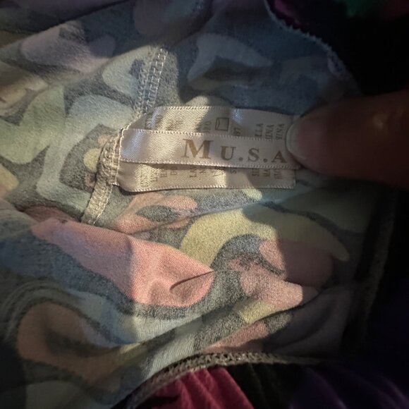 Colorful Geometric Print Leggings Size M With Elastic Waistband - Picture 4 of 5